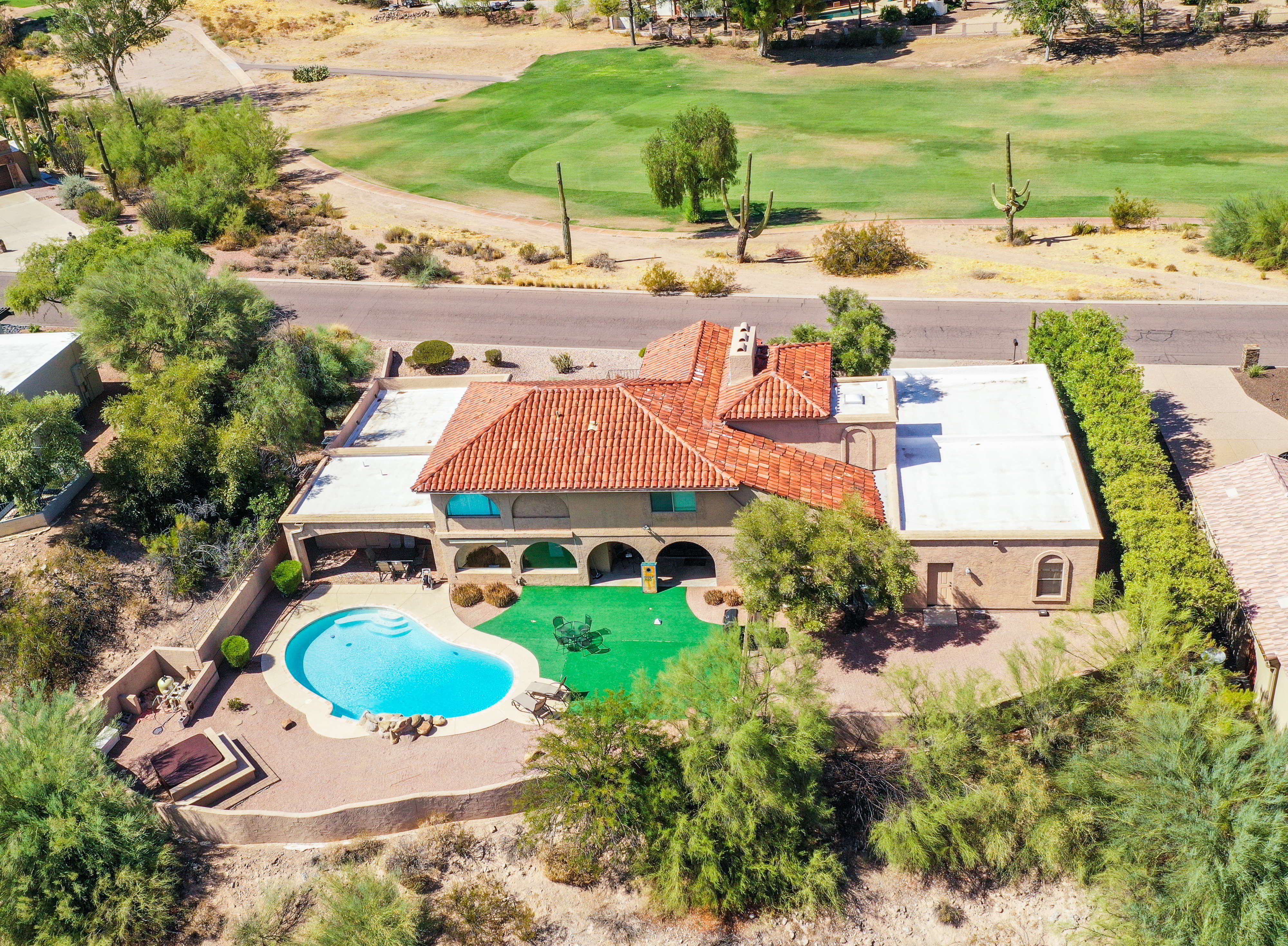 Golf Vacation Package - Fountain Hills Special - Private Home & 5 Rounds of Golf $245 per person per day