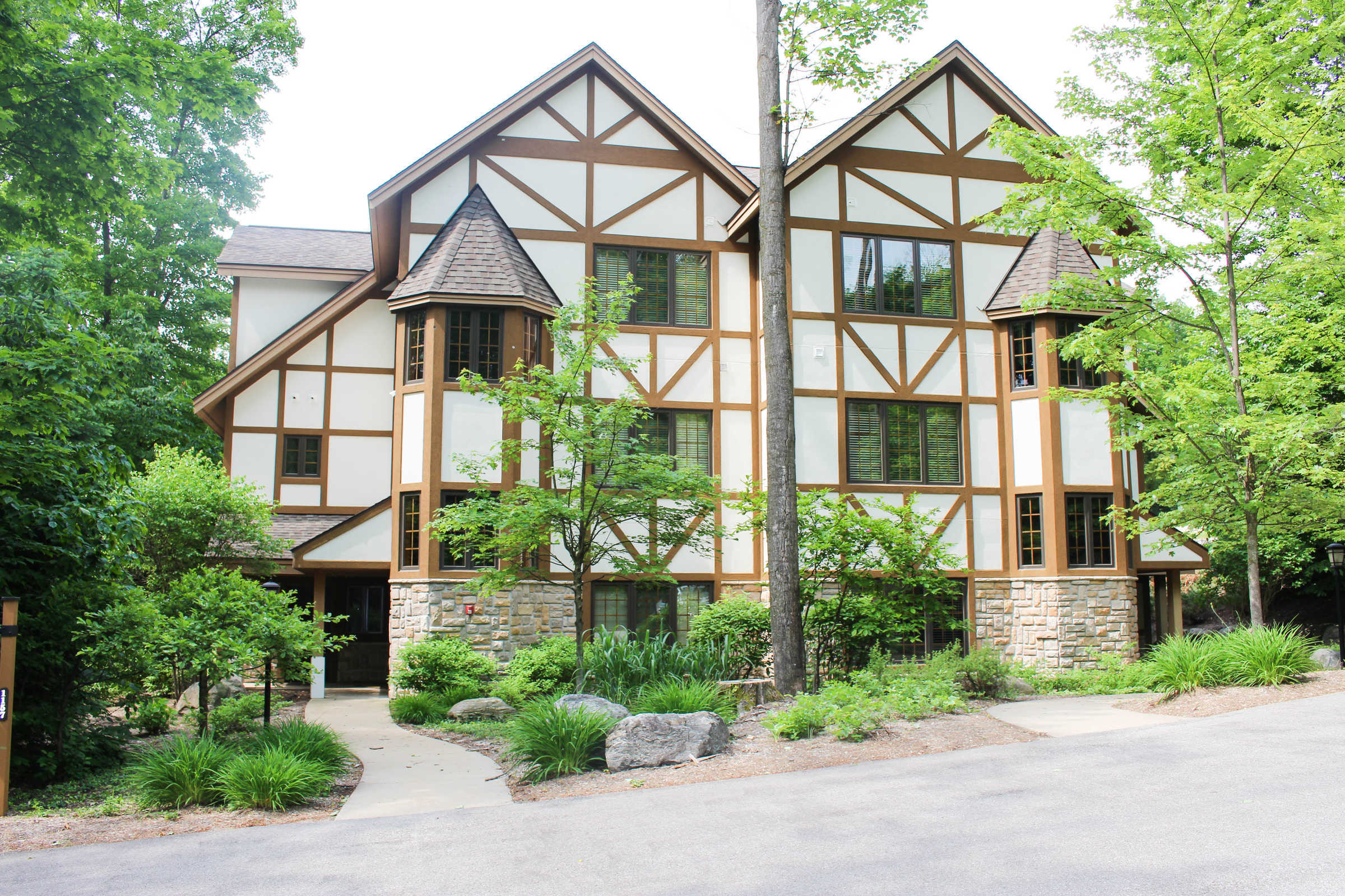 Golf Vacation Package - Take Advantage of Our Great Packages at The Highlands at Harbor Springs from $376 per day!