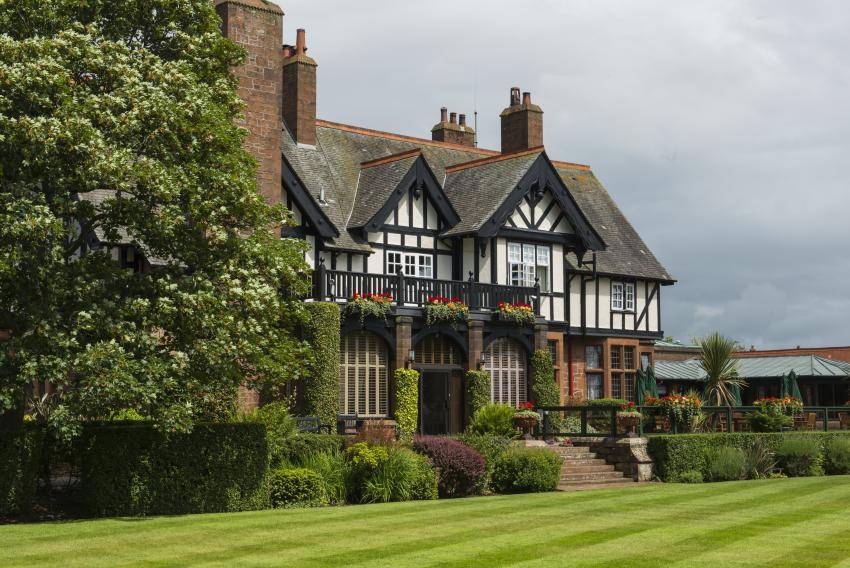 Golf Vacation Package - Scotland's Ayshire-Southwest Coast Classic Experience from $393 per day!
