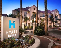Golf Vacation Package - Peak Season - Hyatt House + Raven, Rancho Manana, Lookout Mtn, and Eagle Mtn for $324!